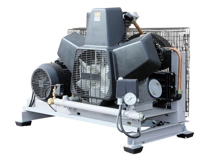 Безмасляный поршневой компрессор Ремеза СБ4-F75-10