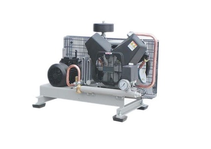 Безмасляный поршневой компрессор Ремеза СБ4-F22А